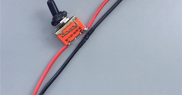 2 Gear 15A 250V Rocker Switch On-Off Switch for RC Boat with T Plug