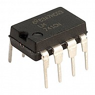LM741 Operational amplifier IC