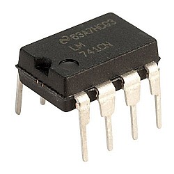 LM741 Operational amplifier IC